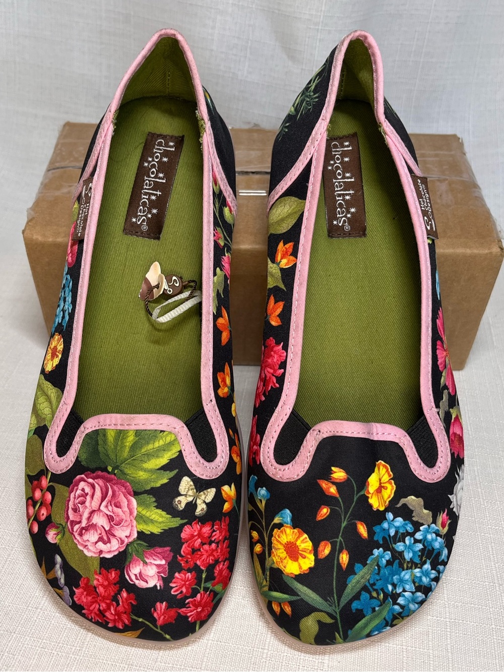 Hot Chocolate Design Floral Slip-On Flats Black Pink Botanical Print EU 36